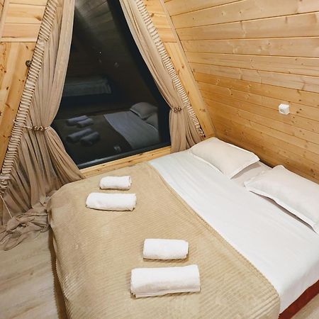 Guest House In Zhabeshi Lali ภายนอก รูปภาพ