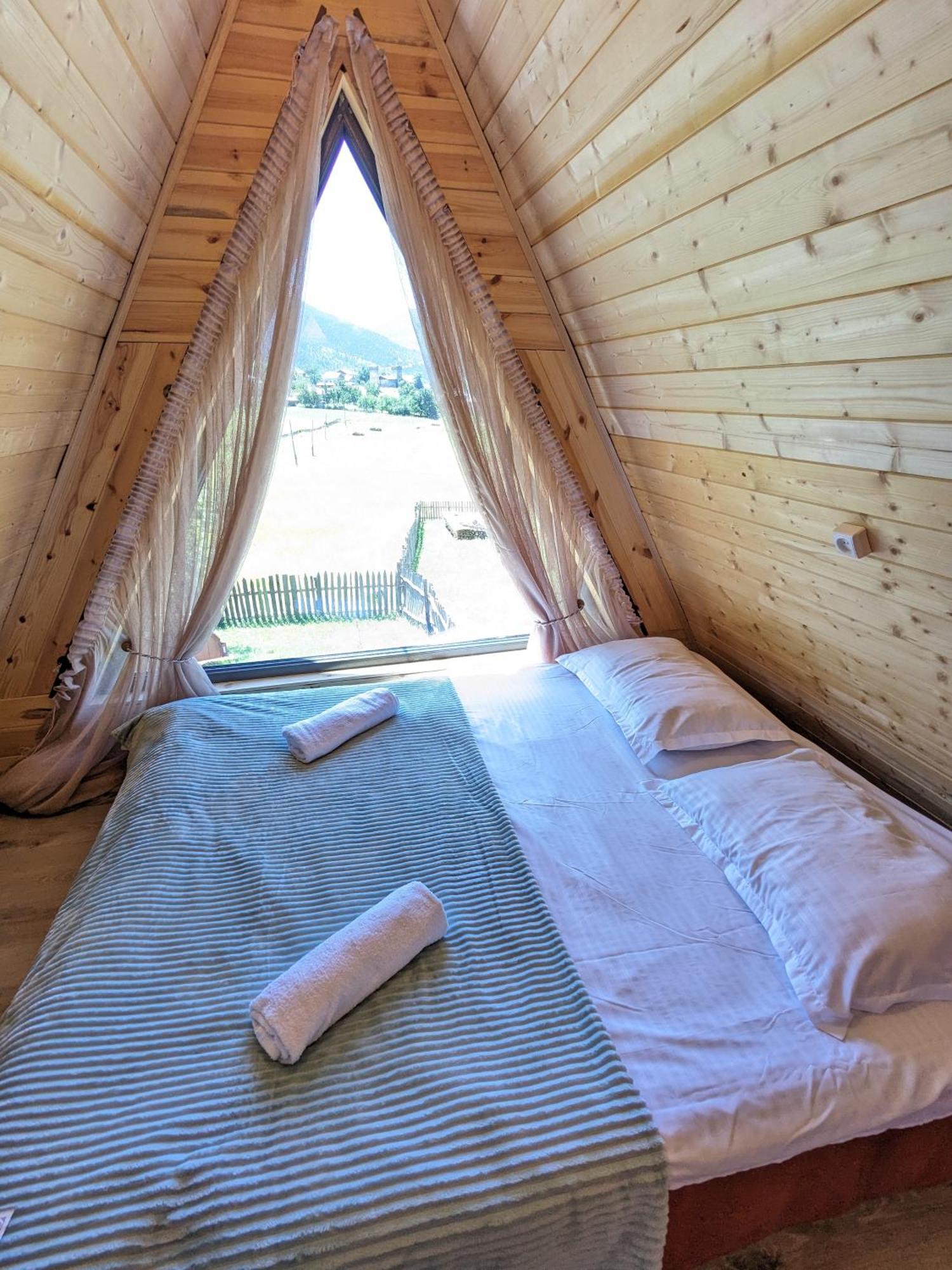 Guest House In Zhabeshi Lali ภายนอก รูปภาพ