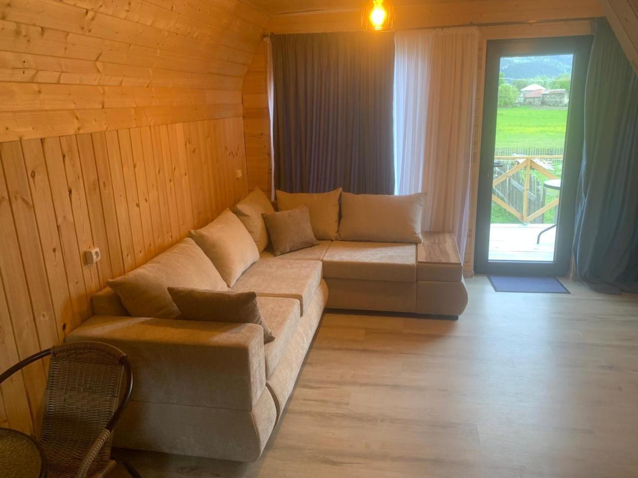 Guest House In Zhabeshi Lali ภายนอก รูปภาพ